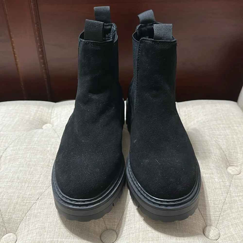 Booties - Picture 2 of 9